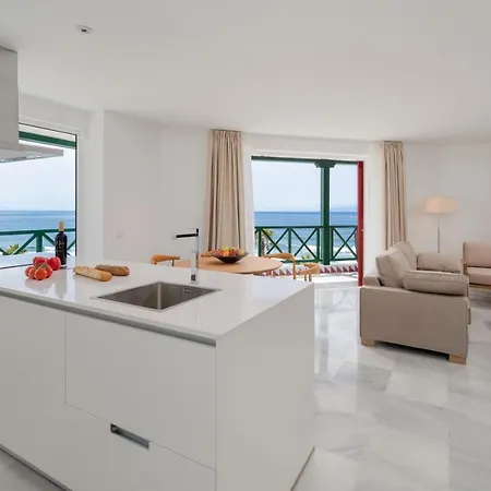 Ocean Suites By Upper Luxury Housing - Parque Santiago Apartahotel *